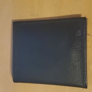 NWOT Slim Black Bifold Wallet with Insert